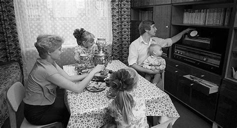 Как прошлое оживает: губкинские семьи в онлайн-марафоне «Науки и технологии прошлого»