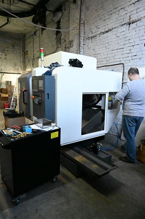 Роль ЧПУ в современном машиностроении: Автоматизация производства