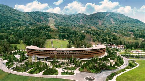 Сбер и «Манжерок» помогли сохранить уникальную национальную школу в регионе