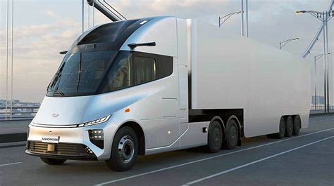 Тягач Tesla Semi в новом облике: когда ждать массовый выпуск
