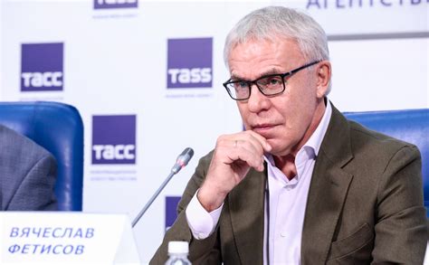 Вячеслав Фетисов объявил легендарного путешественника Фёдора Конюхова лауреатом «Знание.
Премия»